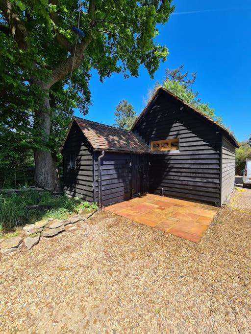 Gatwick Hideout Apartamento Charlwood Exterior foto